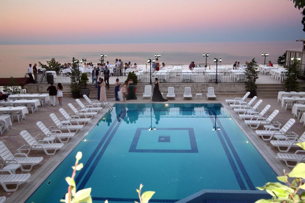Baliktasi Hotel Ordu Luaran gambar